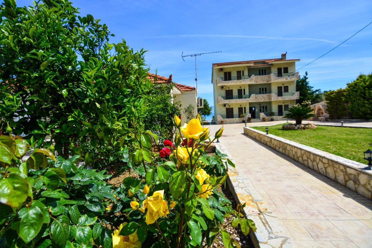 Olea Apartments Xylokastro Exterior foto